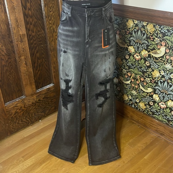 RISEN HIGH RISE STRAIGHT Black Denim Distressed - Picture 1 of 6